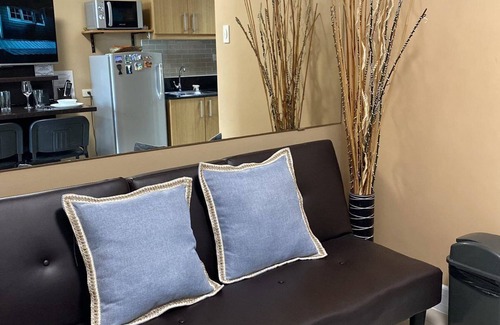 Barangay 76 Condo | 1 BR Fully Furnished Condo across MOA w/Pool and Parking - Shell A - Unit 1131