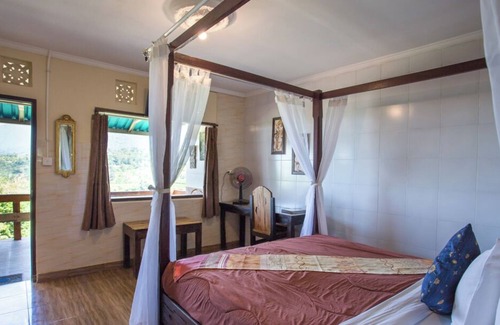 Nungnung House | 1 BR Grand Deluxe with Mountain View near Bedugul