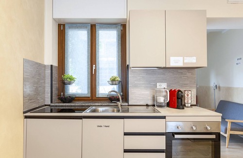Somma Lombardo House | 1-Double bed, two singles, Private bathroom