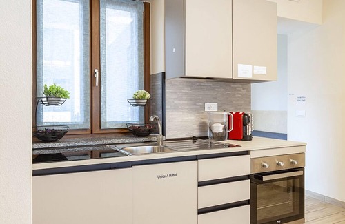 Somma Lombardo House | 1-Double bed, two singles, Private bathroom