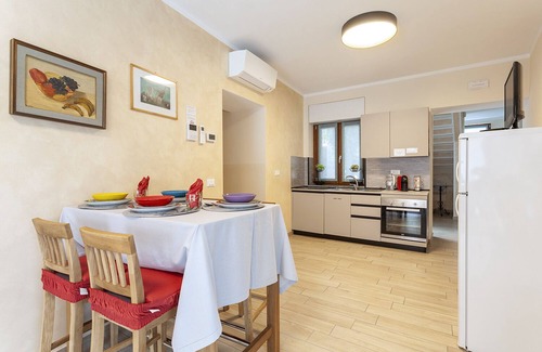 Somma Lombardo House | 1-Double bed, two singles, Private bathroom