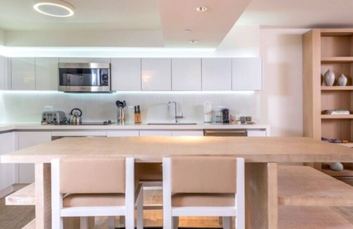 South Beach Apartment | *1 Hotel-Amazing - 5*- South Beach-Spacious-1BR-1.5 Bath-Resort Residence*