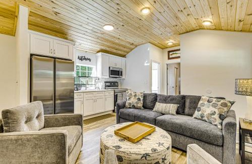 Lillian House | 1 Mi to Boat Launch Fire Pit at Lillian Cottage!