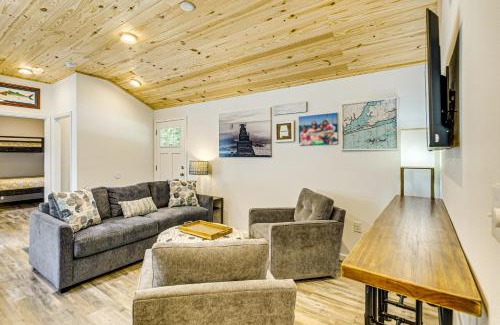 Lillian House | 1 Mi to Boat Launch Fire Pit at Lillian Cottage!