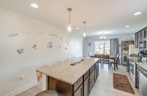 Issue House | 1 Mi to Colonial Beach Boardwalk: Home w/Fire Pit