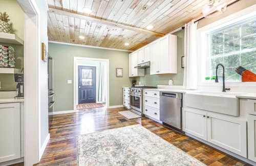 Houlton House | < 1 Mi to Houlton Riverfront Park: Home w/Yard!