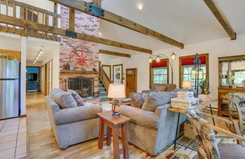 Milanville House | 1 Mi to River Cabin with Fire Pit in Milanville!