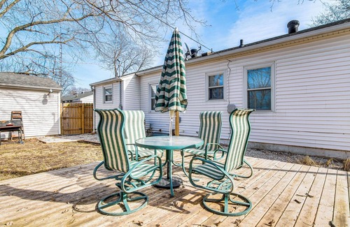 Lincoln House | < 1 Mi to Route 66: Home w/Large Yard!