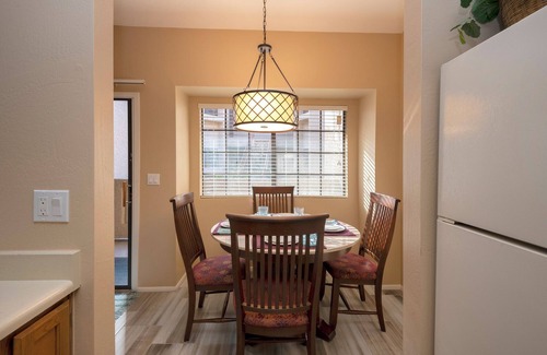 Mesa Condo | 1 mile from A's STADIUMS - Heated Pool/Hot Tub