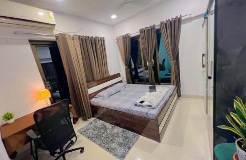 Malad West House | 1 private room with free food at gorgaon