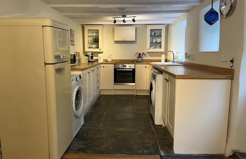 Treknow House | 1 Rock Cottages