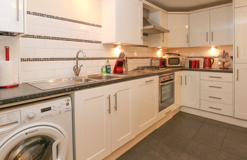 Buxton Cottage | 1 Southgate