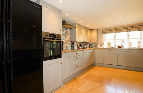 Stibb Cottage | 1 STIBB BARNS, pet friendly, luxury holiday cottage in Kilkhampton