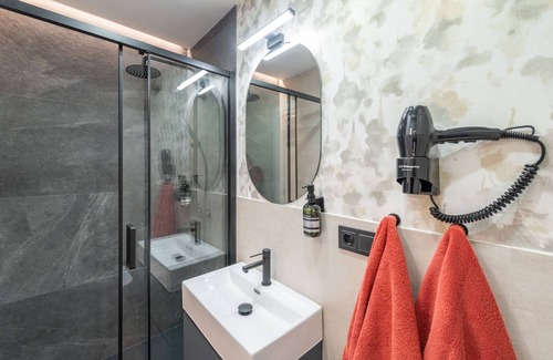 Centro Apartment | 1)The HEART of the CITY, SOL, by MONARO*