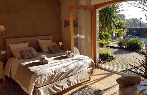 Pommeret Bed & Breakfast | 1 UNIQUE GUEST ROOM/2 ADULTS with PRIVATE TERRACE, SWIMMING POOL, JACUZZI