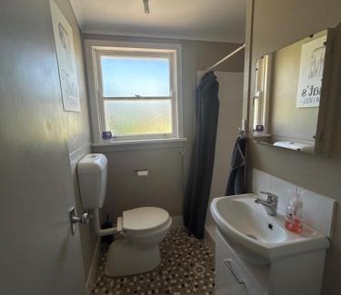 Canowindra Apartment | #1 Waddell Studio Apartment