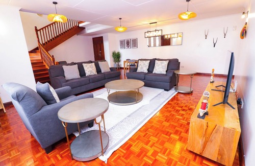 Kilimani Apartment | 10-12 Pax Kilimani Penthouse with Free Parking