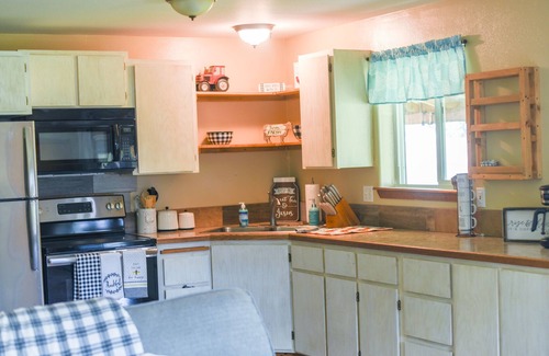 Post Falls Apartment | 10 Acre Horse Ranch- Entire 1 Bedroom Apartment