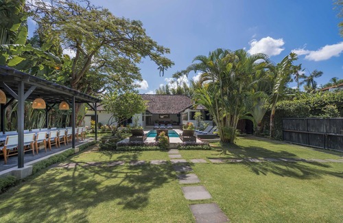 Petitenget Villa | 10 Bdr-Last Minute Deal 50%+ OFF! Seminyak