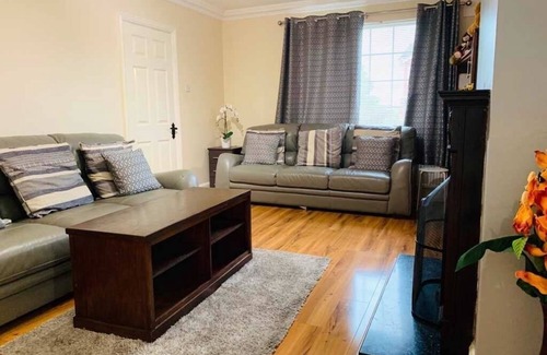 Sligo House | 10 beechwood court self catering home