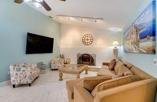 Deep Creek House | 10 Mi to Beach Pet-Friendly Home in Punta Gorda!