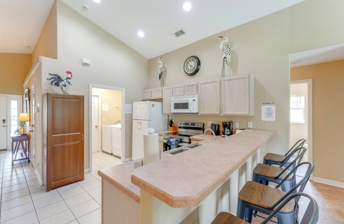 Lake Wilson Preserve House | 10 Mi to WDW: Home w/Themed Rooms, Pool & Lanai