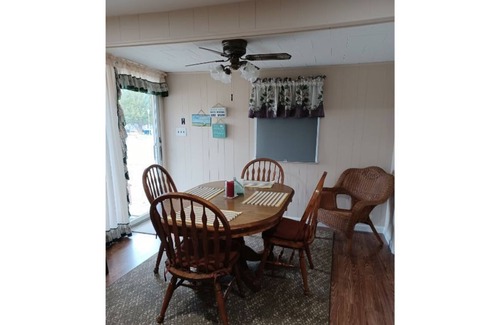 Long Neck House | 10 miles to Rehoboth Beach, remodeled home in quiet neighborhood