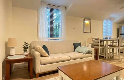 North Hampton Apartment | *10 mins to Beach | Portsmouth | Hampton | Maine *