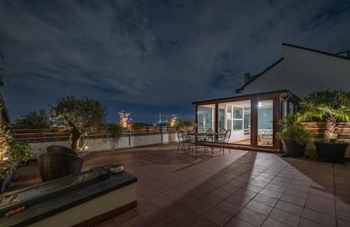 San Cristoforo Sul Naviglio Apartment | 10' Navigli, Penthouse with Panoramic View Milan
