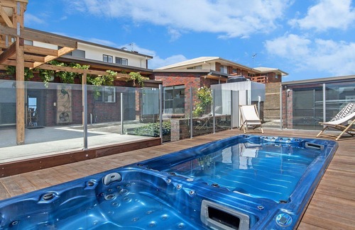 Port Fairy House | 10 Ocean Villa - an 'exclusive' holiday accommodation option