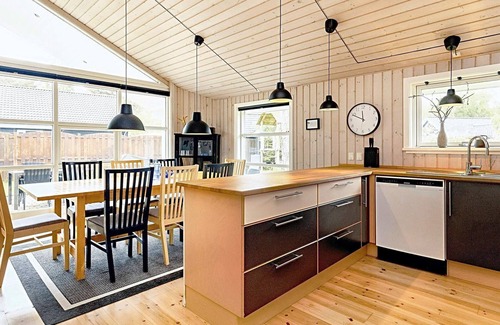 Marielyst House | 10 person holiday home in Væggerløse