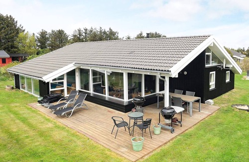 Lonstrup House | 10 person holiday home in Hjørring-By Traum