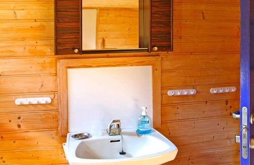 Gaular Municipality House | 10 person holiday home in Bygstad