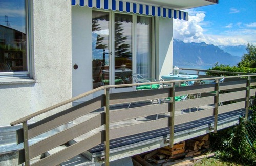 Chardonne Other | 100 m² Accommodation ∙ 3 bedrooms ∙ 5 guests