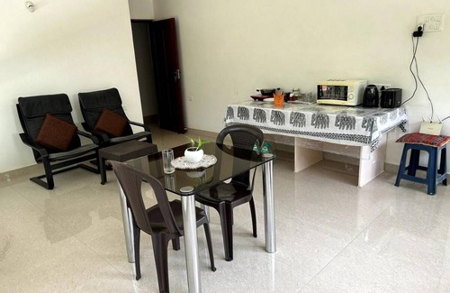 Betalbatim Apartment | 100 m² Apartment ∙ 1 bedroom ∙ 2 guests