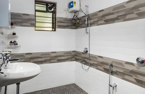 Betalbatim Apartment | 100 m² Apartment ∙ 1 bedroom ∙ 2 guests