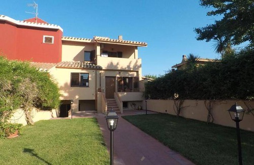 Province of Cagliari Apartment | 100 m² Apartment ∙ 2 bedrooms ∙ 6 guests
