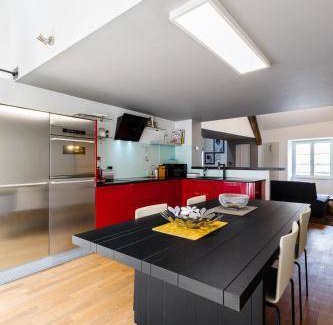 Ville Haute Apartment | 100 m² Apartment ∙ 2 bedrooms ∙ 5 guests