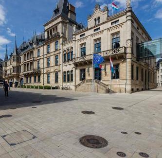Ville Haute Apartment | 100 m² Apartment ∙ 2 bedrooms ∙ 5 guests