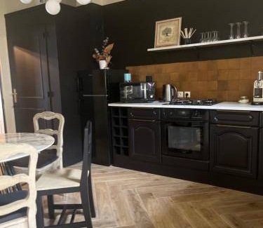 Villette-dʼAnthon Bed & Breakfast | 100 m² Bed and breakfast ∙ 3 bedrooms ∙ 6 guests