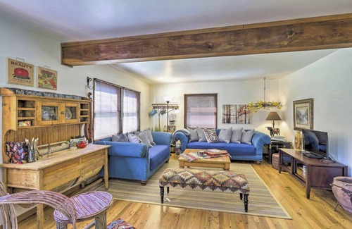 Idlewild Estates House | 100 m² House ∙ 2 bedrooms ∙ 4 guests