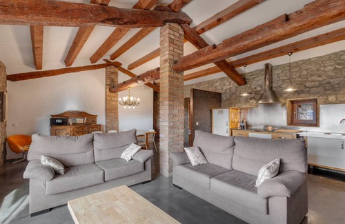 Olvan House | 100 m² House ∙ 3 bedrooms ∙ 7 guests