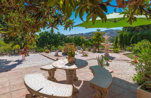 Guaro House | 100 m² House ∙ 3 bedrooms ∙ 6 guests