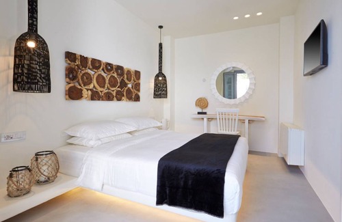 Kamari Villa | 100 m² Villa ∙ 2 bedrooms ∙ 6 guests
