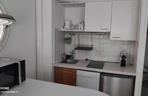 Villeneuve Loubet Beach Apartment | 100 Meters beach/pool/parking/2 Pieces