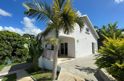 La Riviere Saint-Louis Cottage | 100 m² Cabin ∙ 3 bedrooms ∙ 8 guests