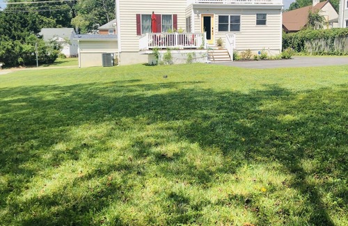 Parkville House | 100% SMOKE FREE Historical Beautiful Baltimore/Parkville~PRIVATE ENTIRE HOUSE