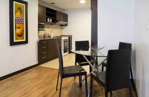 La Mariscal Apartment | 1001 Apartamento JJ- Corazón DE Quito - Caja Fuerte