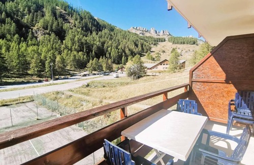 Reallon Apartment | 100m from resort center, 2nd floor, balcony, ski locker, 25m², Réallon