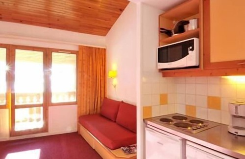 Bellentre Apartment | 100m from ski slopes, terrace, tv, 23m², Montchavin La Plagne